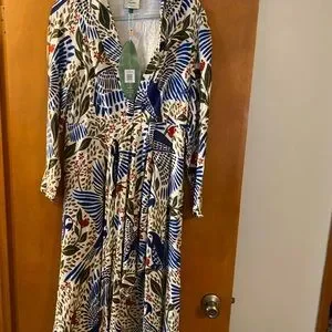 Farm Rio Blue Macaw Flight Maxi Dress, Off-White Macaw Flight / L